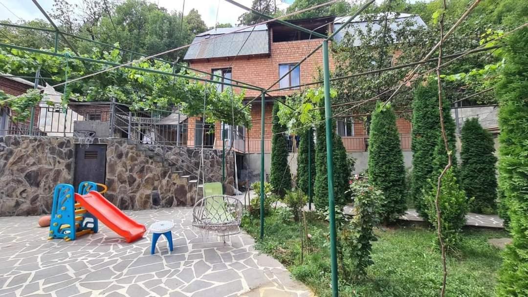 Guest House Casa Bordżomi Zewnętrze zdjęcie